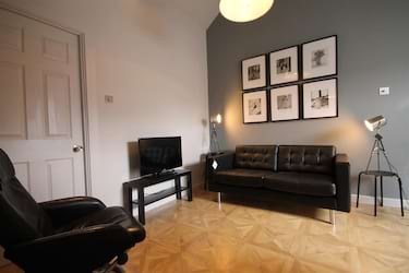 3 bed flat, The Mews, Newcastle upon Tyne, Newcastle, NE1 4DA